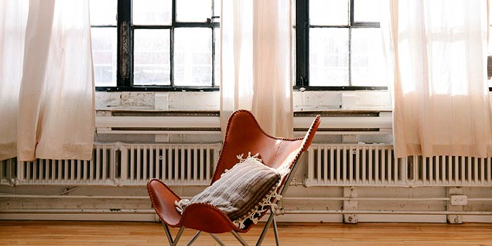 Un consejo práctico: cambia tu calefacción de radiadores por sistemas más eficientes, como el suelo radiante refrescante. HJPecci. Talaverra